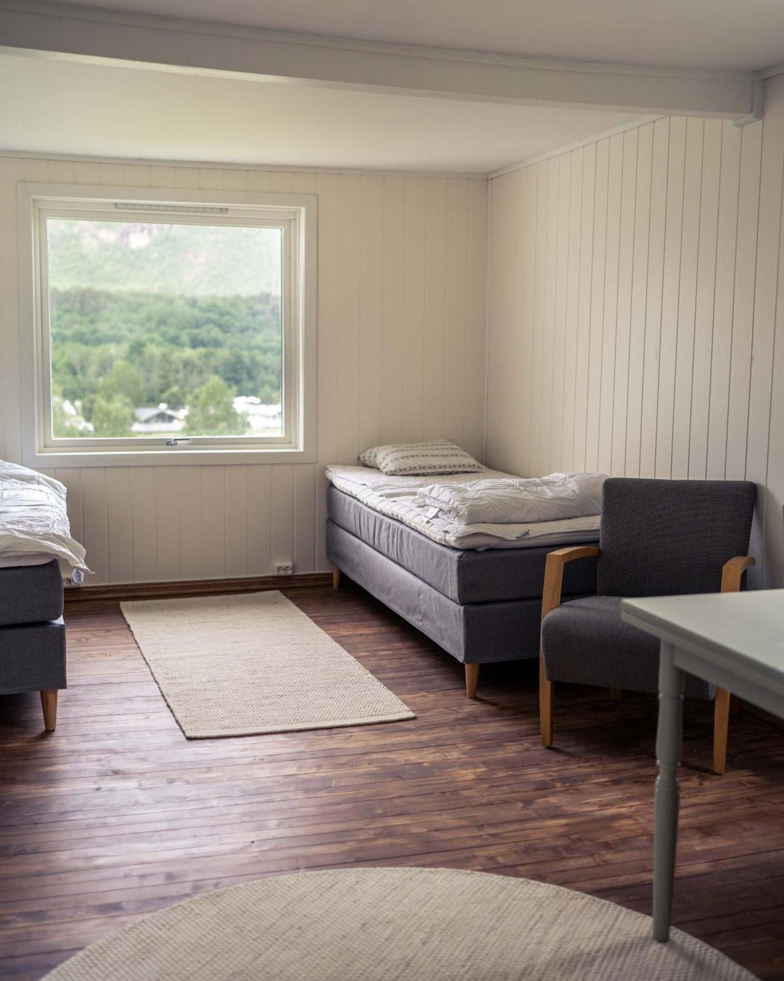 Villa Vertical - Room Skorgedalen Andalsnes Bagian luar foto
